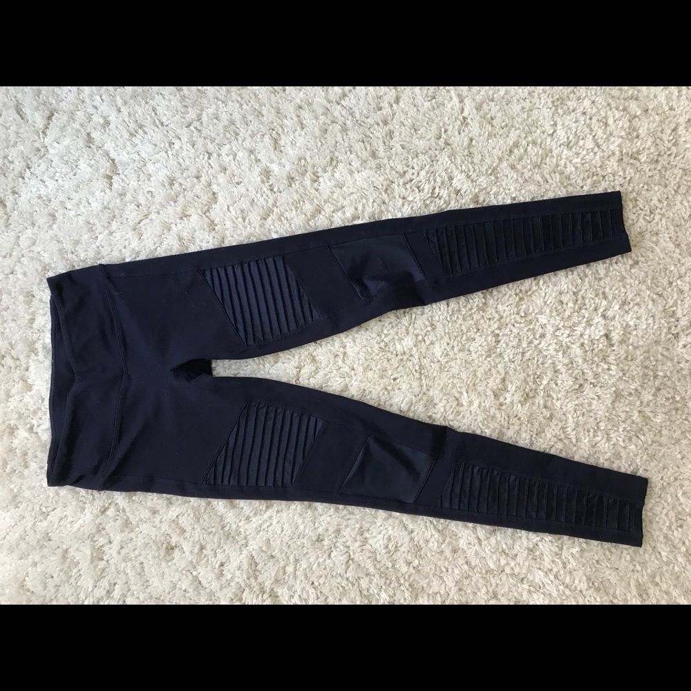 Alo Yoga Pant Navy Small